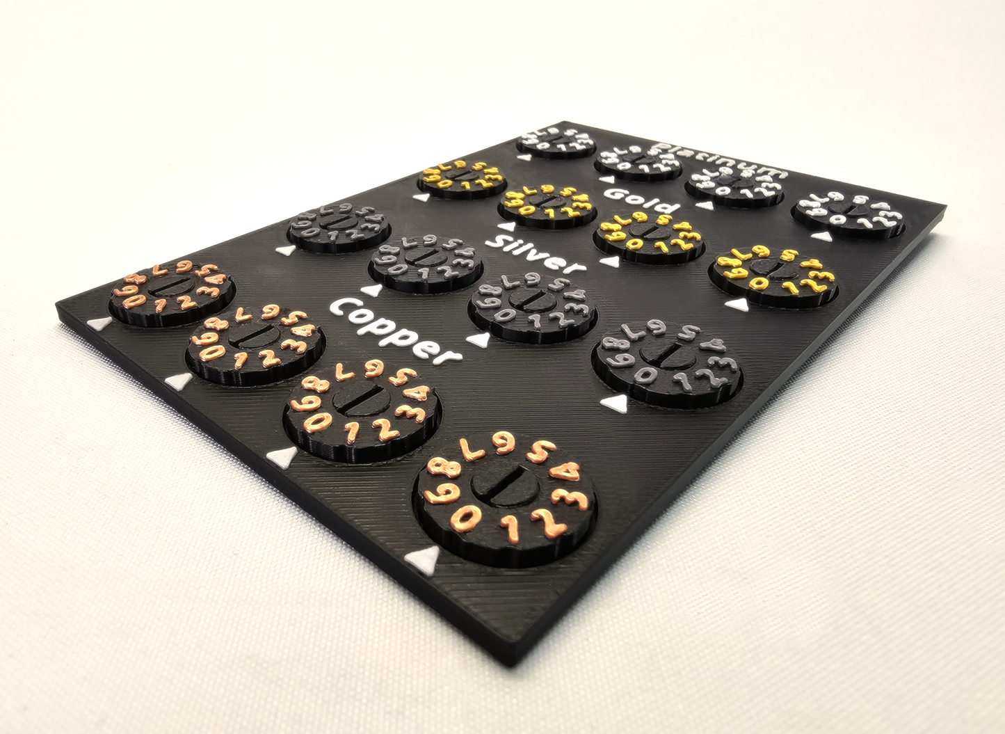 Suivi du platine, de l'or, de l'argent et du cuivre pour DnD et plus encore...