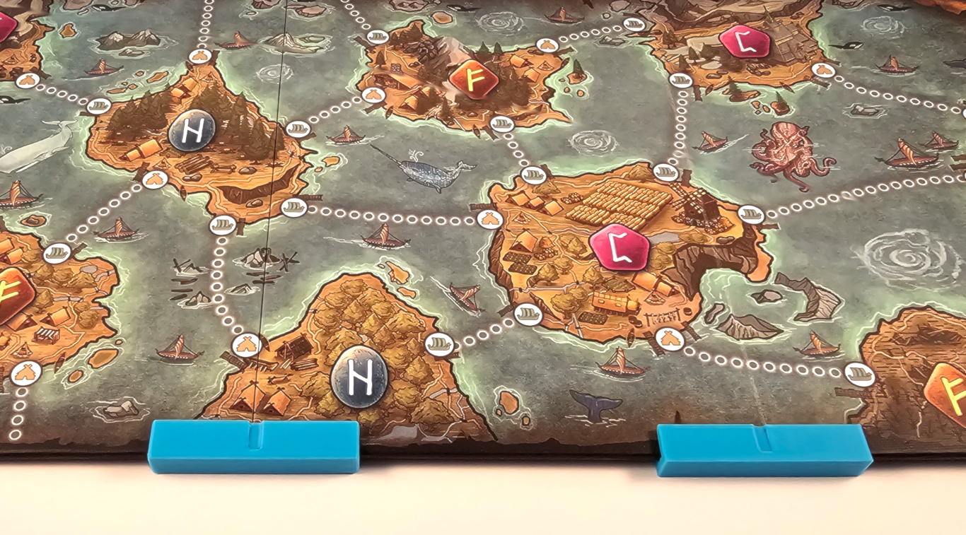 Folding Game Board Flattening Clip (Set of 2)