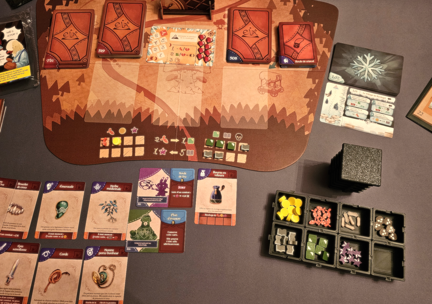 Petits plats empilables (4 + couvercle)