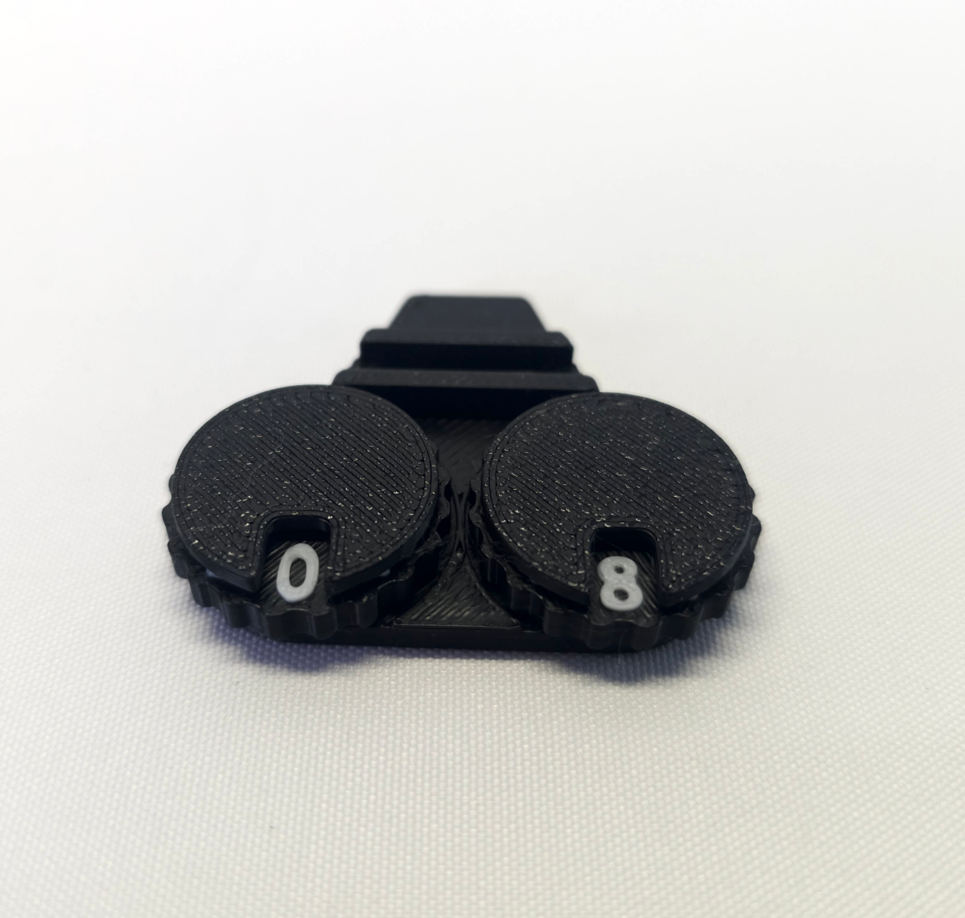 The Elder Scrolls - Betrayal of the Second Era - Chip holder with dials (Unofficial)